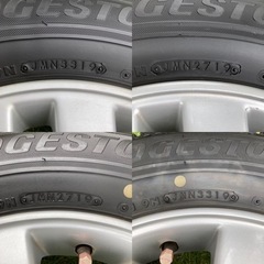 セレナ純正ホイール＋スタッドレスタイヤ　BLIZZAK VRX 