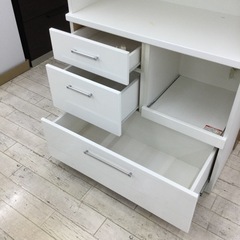 【✨ホワイト❗️ 3口コンセント❗️お値段以上⁉️新生活応援❗️✨】定価¥48,000 NITORI/ニトリ  3面レンジボード