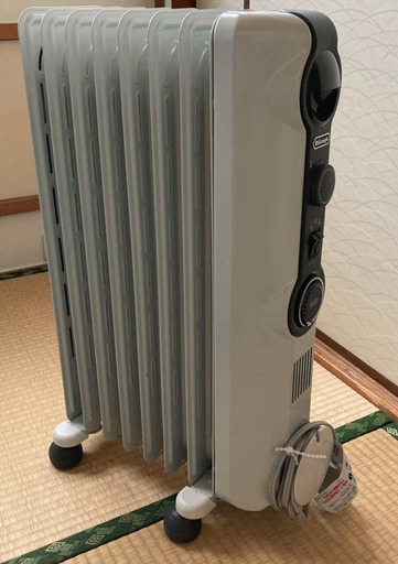 デロンギ オイルヒーター HJ0812 デロンギDeLonghi オイルヒーター