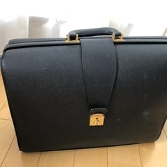 【取引中】ビジネスバッグ　営業鞄　アタッシュケース　カバン