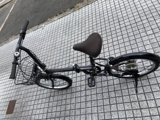 20インチ折りたたみ】6段変速、前かご、泥除け付き 若林自転車 唐崎店 ...