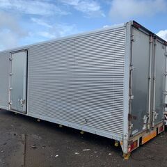 福岡発　4ｔアルミコンテナ　片側オープンドア付　その他多数コンテナ有　お値段交渉有 福岡発 4tアルミコンテナ 片側オープンドア付 その他多数コンテナ有