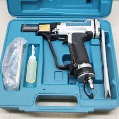 makita マキタ 125mm 常圧エア バラ打ち機 釘打機 AG125 (D4611amxY) makita マキタ 125mm 常圧エア バラ打ち機 釘打機 AG125 (D4611amxY)