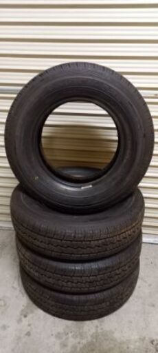 新古品 20年製 トーヨーV-02e 165R13 LT 6PR 4本セット chateauduroi.co
