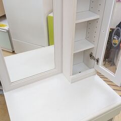 ニトリ NITORI ドレッサー スツール付き (フェリベーネ FEL1360 ) 引出し1個 扉1枚 棚板可動式 ホワイト 定価24900円■横幅59cm×奥行40cm×高さ130㎝■近隣配送無料 買取帝国 朝霞店