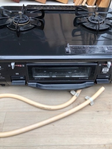 パロマ IC-N900B-R ブランド：パロマ ガス種類：都市ガス用 サイズ：‎59 x 43 x 19 cm 口数：2口 グリル種類：水無し片面焼き 本体重量 : 9.5kg