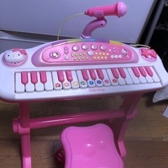 キティーちゃん　　歌えるキーボード　ピアノ
