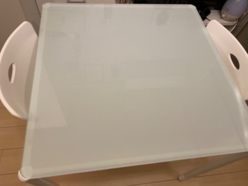 ダイニングテーブル、椅子2つセット