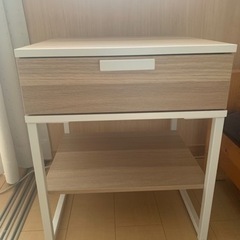 【決まりました】廃盤　　IKEA TRYSIL サイドテーブル　...