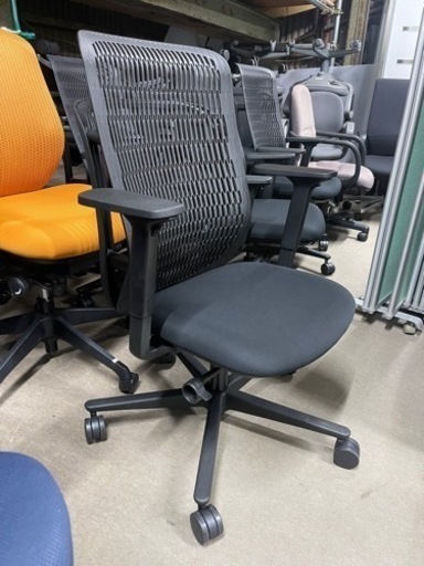 定価7万　ウチダ　AJ CHAIR2 昇降チェア　2021年　オフィスチェア　AJ2A-330BK-APA