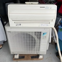 値下げ⭐︎DAIKIN  5.6kwエアコン　AN56URP-W...