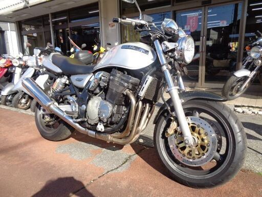 NO.4491　イナズマ１２００　油冷４サイクル４気筒１２００ｃｃ　ＥＴＣ付き　カーボンフェンダー　シルバー　 ☆彡