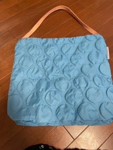BAG'n'NOUNバック