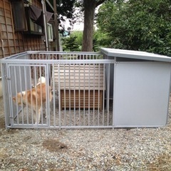 新潟市西蒲区。犬用の檻です。大型犬にピッタリ。