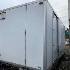 福岡発 2tコンテナ 両側横スライドドア付 鍵付 換気口付 その他多数