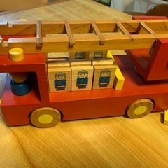 木の消防車