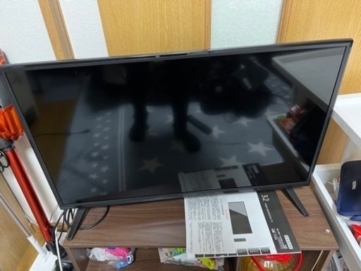 アグレクション　32型テレビ