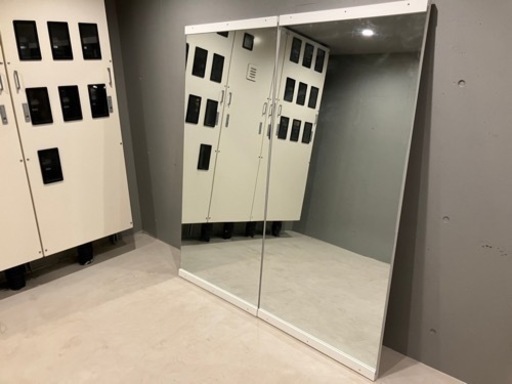 大きな鏡（180×100）　ダンスやポージングに　配送できます。
