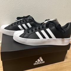 adidas 新品未使用 スニーカー