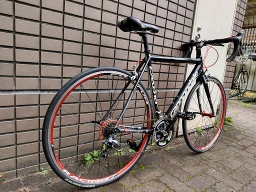 ロードバイク　cannondale CAAD10 キャノンデール キャノンデール CAAD10 DISC 人気のアルミロードにディスク仕様