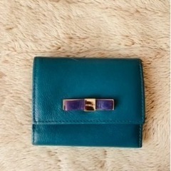 FURLA三つ折 ミニ財布