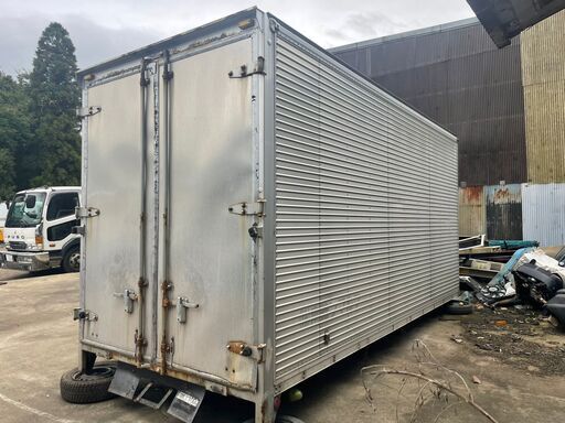 2t 箱 物置き小屋 物入れ 保管倉庫 薪入れ 保管 コンテナ ガレージ 茨城①