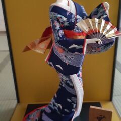 【無料、引取り限定】日本人形　ガラスケース付き