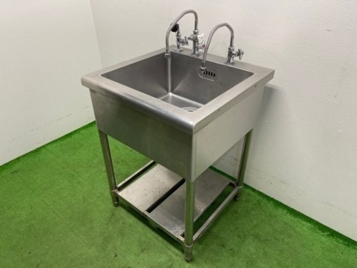 業務用　ステンレス　１槽シンク流し台　蛇口付き　飲食店　厨房　W６００ｘＤ６００ｘH８００ｍｍ