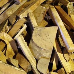 薪 木材（ケヤキ）端材　引き取り限定で無料です！