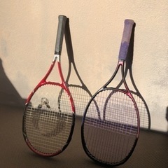 古いテニスラケット　２個