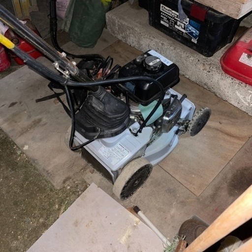 ❗️ホンダ❗️田んぼの、あぜ自走式草刈機55cc