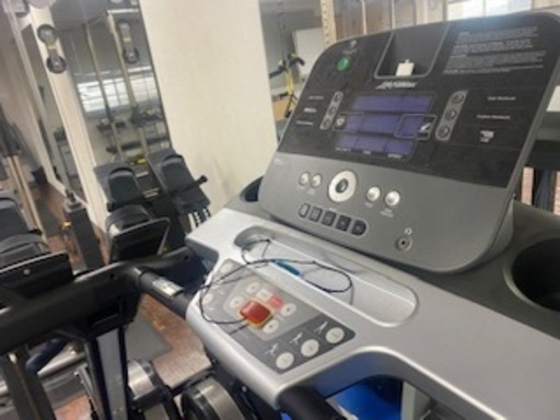 ランニンマシン　LifeFitness　TrackConsole
