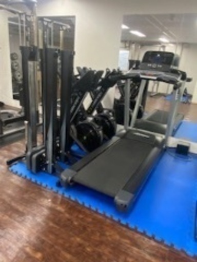 ランニンマシン LifeFitness TrackConsole