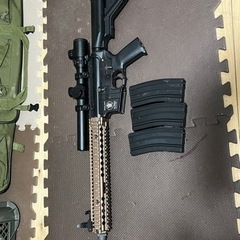 M4タイプ　アサルトライフル　フレームはAPS製 M4タイプ アサルトライフル フレームはAPS製