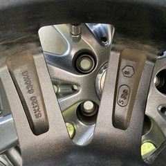 新品タイヤ vrx2 ホイール美品　225 60 R16