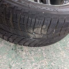 17インチアルミホイル付スタッドレスタイヤ　スバル対応😘