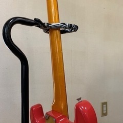 FIESTA REDフェンダーストラトキャスター　ラッカー仕様