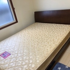 ダブルベッド(スノコタイプ) マットレス付き