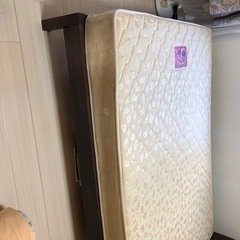 ダブルベッド(スノコタイプ) マットレス付き