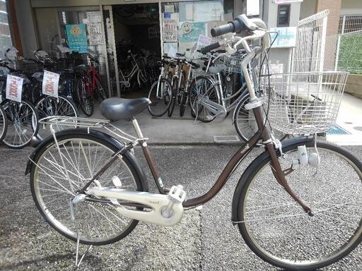 中古自転車３０２２　前後タイヤ新品！ブリヂストン　スーパーライト　２６インチ　３段ギヤ　ダイナモライト　アルミフレーム　キッキーと音がならない後輪ローラーブレーキ
錆びにくい部品：ハンドル・リム・ドロヨケ・リヤキャリア・スタンド・クランク・スポーク・フレーム 中古自転車3022 前後タイヤ新品！ブリヂストン スーパーライト