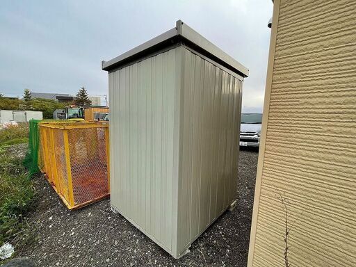 【バナナ】札幌市☆ダイケン/DAIKEN/物置/ガレージ/幅1370×奥行1700×高さ2120mm/近郊格安自社配送♪ バナナ】札幌市☆ダイケン/DAIKEN/物置/ガレージ/幅1370×奥行1700×高さ