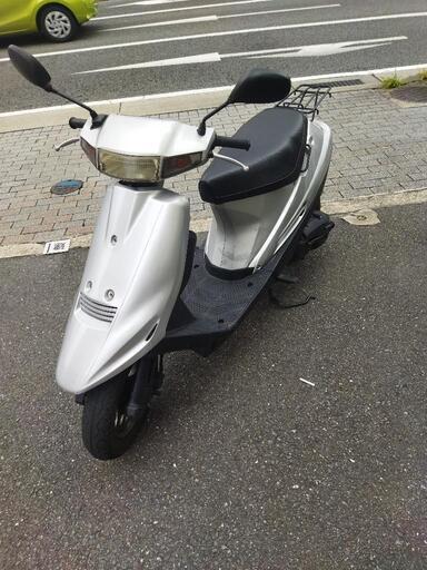 100cc通勤にいかがですか？わたくしも2ヶ月前に75000円でこのバイクかいました、今は車をかったので思い切って40000円にします。限界。
