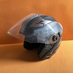 最終値下げ！ほぼ新品。ヤフオクで新品で買ったヘルメット　ジェットタイプ