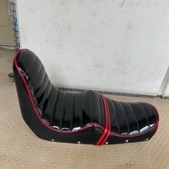 バイク三段シート　ほぼ新品