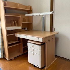 ☆無料でお譲りします☆コイズミ 学習机  STEP UP DESK