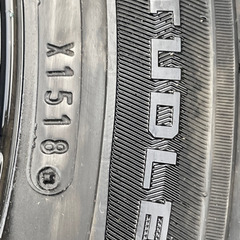 205/55/16ダンロップスタッドレスタイヤ４本アルミホイール４本セット