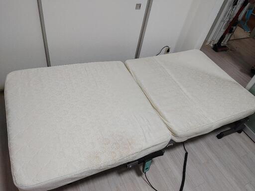 アイリスオーヤマ 電動ベッド 介護ベッド