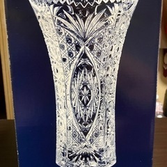 CHESNAYのクリスタルダルクの花瓶。新品。値段下げました。