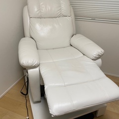 施術用ソファ　シフォンジュニア　ネイルにどうぞ