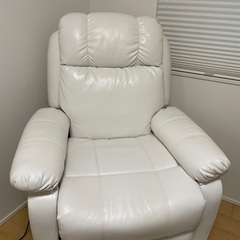 施術用ソファ　シフォンジュニア　ネイルにどうぞ